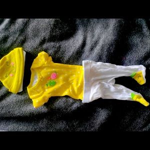 Preemie baby girl matching sets 👧